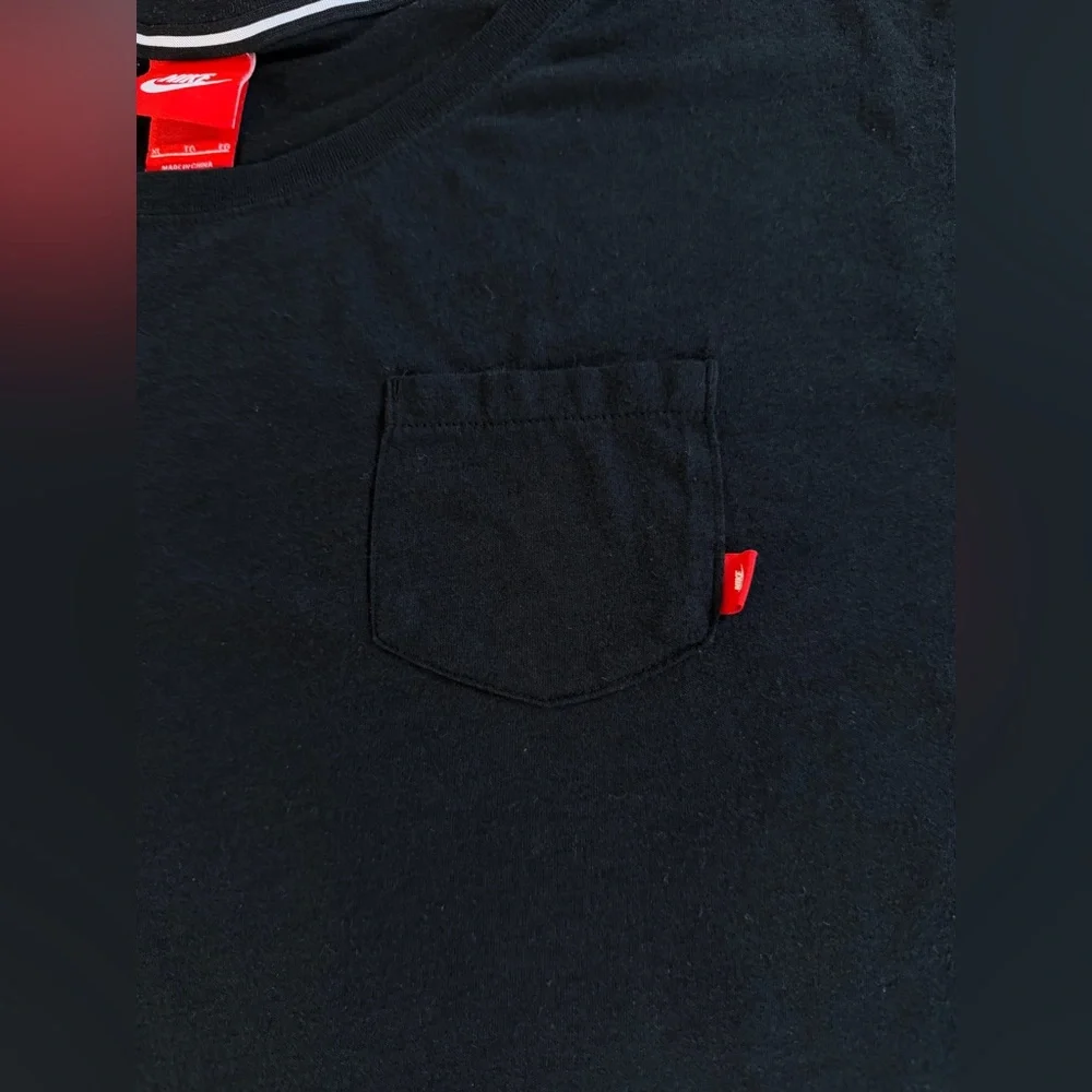 Nike Women's Black Athletic T-Shirt Size XL